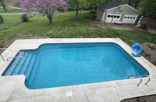 Blue Springs House | NEW LISTING! Home with a POOL, PARK, and close to Arrowhead & Kauffman!