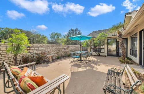 Horseshoe Bay House | New Listing House with Lake View Pet Friendly