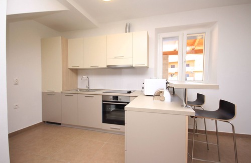 Bratulici House | NEW LISTING! House with pool in Bratulići