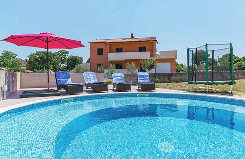 Bratulici House | NEW LISTING! House with pool in Bratulići