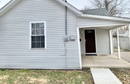 Franklin House | New Listing in Downtown Franklin, Sleeps 7!