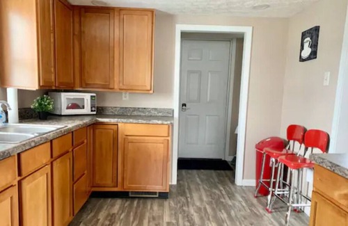 Franklin House | New Listing in Downtown Franklin, Sleeps 7!