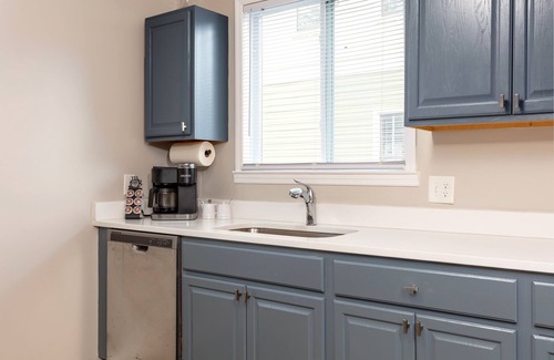 Cleveland Park House | NEW LISTING! Kick it at our Mile High Nash Pad!