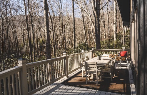 Burnsville Ski Chalet | NEW LISTING - Luxury Property