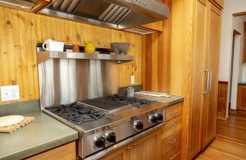 Creede House | New Listing! Luxury Victorian-Style Home-Gourmet Kitchen-Amazing Views-AC