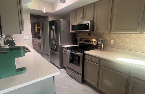 Green Valley House | New Listing! Modern Retreat in Green Valley. Pool and Hot Tub a block away!