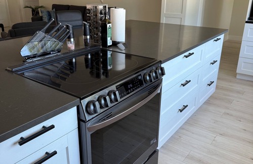 Lake Balboa House | New Listing-Modern 4 Bedroom House with large fenced yard.