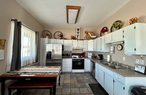 Fruita Apartment | New Listing- Monument View Guesthouse; Rural Fruita Biking Retreat!