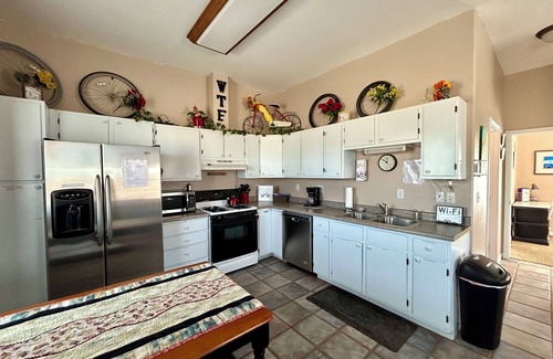 Fruita Apartment | New Listing- Monument View Guesthouse; Rural Fruita Biking Retreat!