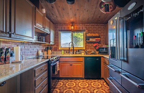 Lemon Grove House | NEW LISTING! Mountain Majesty: Your Serene Escape Awaits! by RedAwning