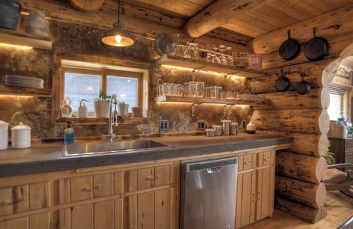 Creede Cabin | New Listing! Mountain Views | OHV's Welcome | Pet-Friendly