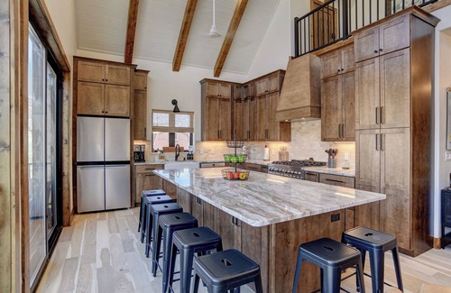 Creede House | New Listing! New Construction - Luxury Private Home - Views of Bristol Head