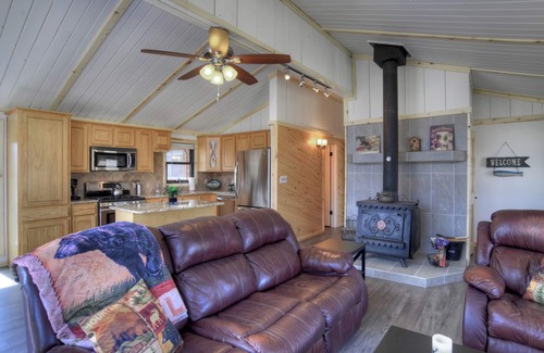 Creede House | New Listing! Newly Remodled/ATVs Welcome/Pet-Freindly/Mountain Views
