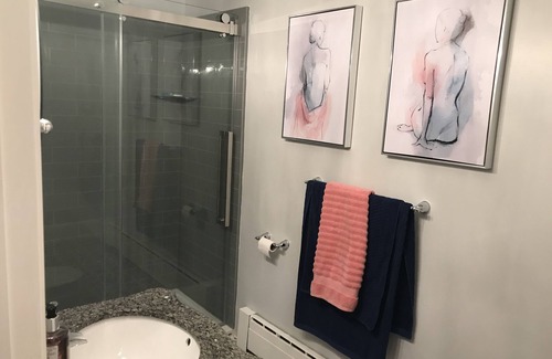 Sudbury House | New Listing - Pagnutti Place is a Quiet, Clean and Cozy Home away from Home💕