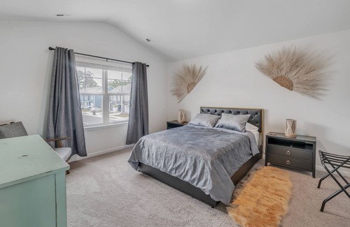 Kings Grant House | NEW LISTING! PAMPAS - Cozy Wilmington Retreat by RedAwning