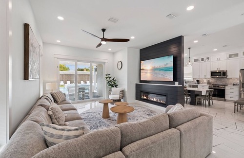 Tang-O-Mar House | New Listing! Private Pool and Spa! Game Room! Elevator! Grill! Bikes!