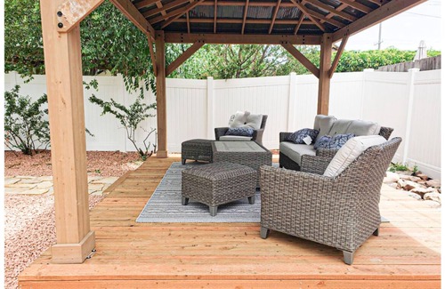 East Central House | NEW LISTING PROMO! Sugarhouse Home+Private Hot Tub+Fenced Yard+Walkable+Fiber!