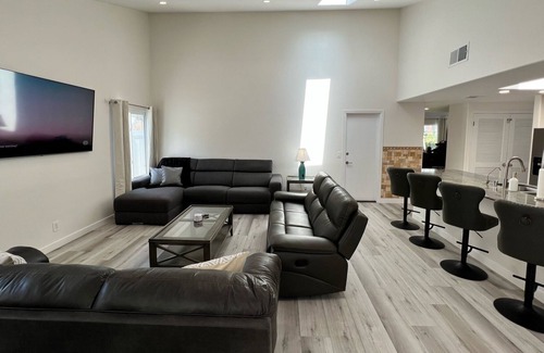Malibu Canyon House | NEW LISTING! Serenity Oasis Home Away from Home