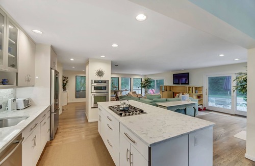 Water Mill House | NEW LISTING : SOUTHAMPTON PRIVATE HOME!