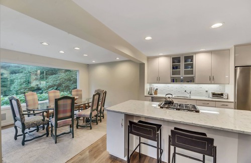 Water Mill House | NEW LISTING : SOUTHAMPTON PRIVATE HOME!