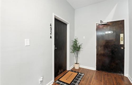 Athens Apartment | New Listing The 483 Suite - Walk to Stadium