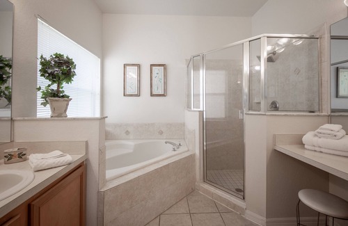 West Haven House | New Listing! The Abbey at West Haven, 8mi to Disney & 18mi to Universal - FS383789