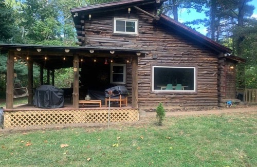 Maple Mount House | NEW LISTING! The Cabin | Tranquil Lakefront Retreat by RedAwning