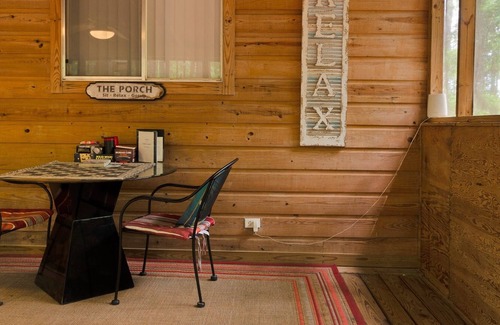 Tyler Cabin | NEW LISTING! The Lazy Squirrel (1-Bedroom Cabin) by RedAwning