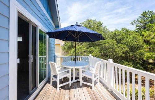 Monteray Shores House | New Listing Updated Beach Cottage&Community Perks