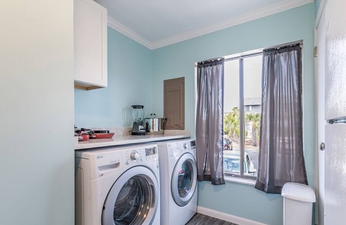 Oceanmarsh Subdivision Villa | New Listing - Blue Oyster Villa - Views of the Marsh and Creek