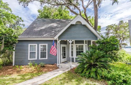 Port Royal Landing House | NEW LISTING! Views of Intracoastal Waterway - Sleep 4