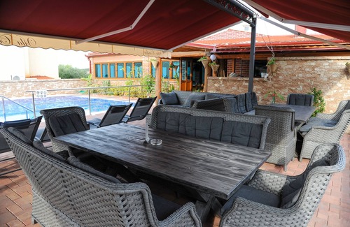 Caska Apartment | NEW LISTING! Vila Caska -ap4 - for 4 people- Zrce beach, pool, wifi, A/C