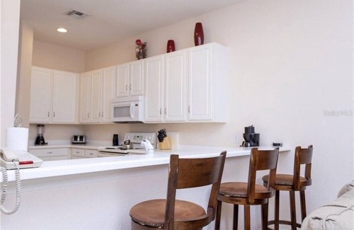 Lake Davenport Estates Villa | New listing villa/PROMOTIONAL PRICE/lake view/ground floor/near Disney