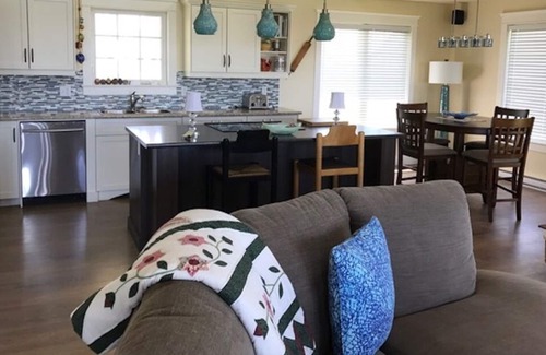 Princetown Cottage | NEW LISTING!- Waterfront Cottage, Only 5 Minute Drive To Beach