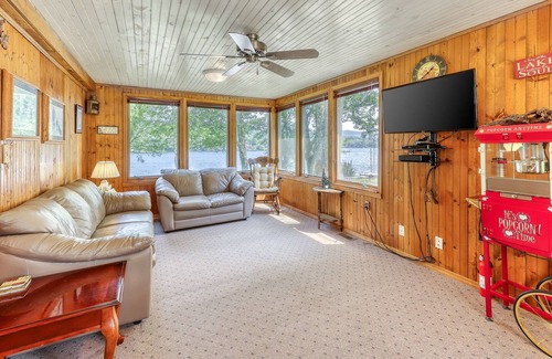 Castleton House | New listing! Waterfront, dog-friendly home w/ a full kitchen & beach access!