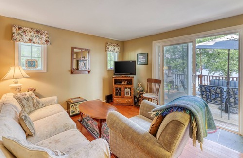 Castleton House | New listing! Waterfront, dog-friendly home w/ a full kitchen & beach access!