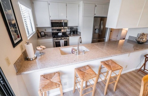 Carlsbad House | New Listing - Zen Retreat - Steps from the Beach
