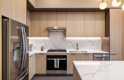 Midtown Apartment | *NEW* Living Daylight by Atlanta Luxury Rentals