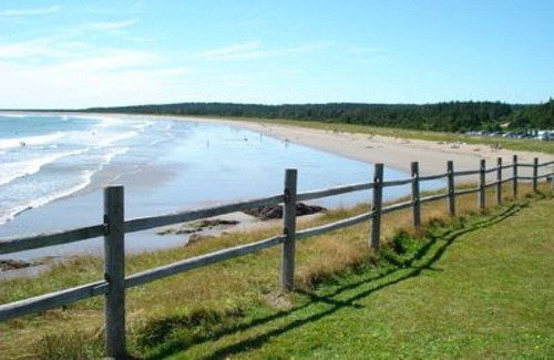 L'Ardoise West House | New Log Home with Gorgeous Ocean View in Historic Acadian Village