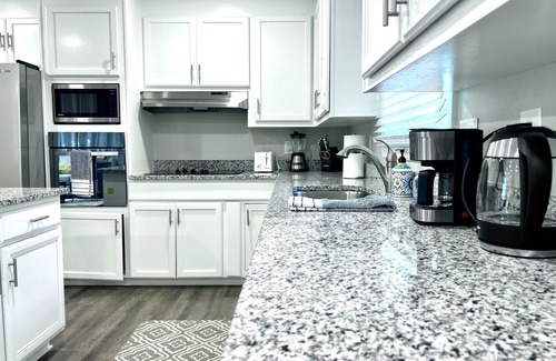 Hanahan House | New! Lovely House Spacious 3 BR. Near Charleston!