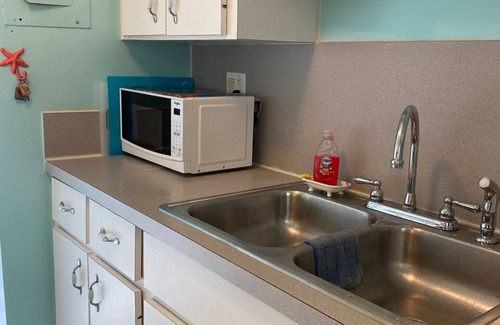 Lucaya Condo | New Lower Rates! Beautiful, Tropical 2 BR/2 Full Bath, Port Lucaya, Freeport