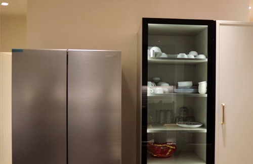 Vadodara Apartment | New Lux Apts Terrace Garden, Pizza Oven Full Service Fully equipped for NRIs