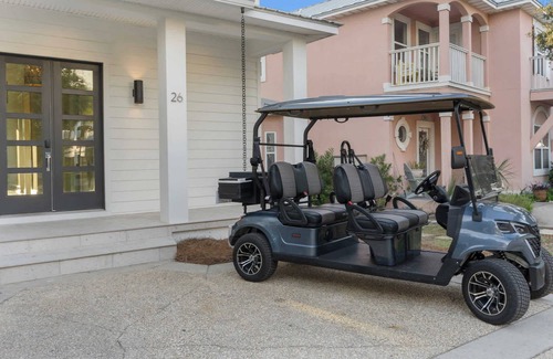 Seawalk Circle House | NEW LUX "Bikinis & Martinis" Gulf Front, Private Pool, Bikes, LSV,STEPS TO BEACH