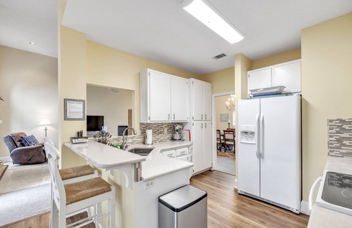 Appling House | NEW! Lux Lake House w/Pool & Dock on Deep Water Cove!