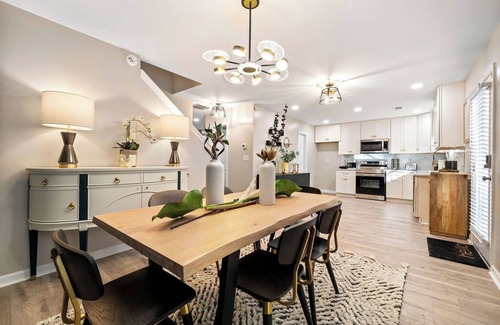 East Point House | New Luxe 4BR Home 5 mins from the Airport with Garage and Upgrades