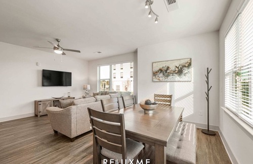 Dixie - Berryhill Apartment | NEW! Luxurious 2BR Apt with Pool, Balcony, Parking