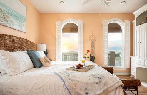 Crystal Beach House | New! Luxurious 3 Bed Sleeps 12 Epic Views Wow