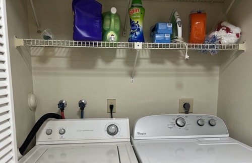 Sunrise House | NEW! LUXURIOUS!! Overnight stay for you! TOWNHOUSE!!WITH LAKE VIEW!! 1bed 1bath