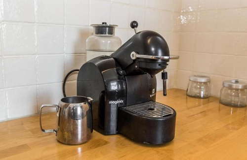 Addison Apartment | NEW Luxury 1BD Flat in Heart of Kensington Olympia