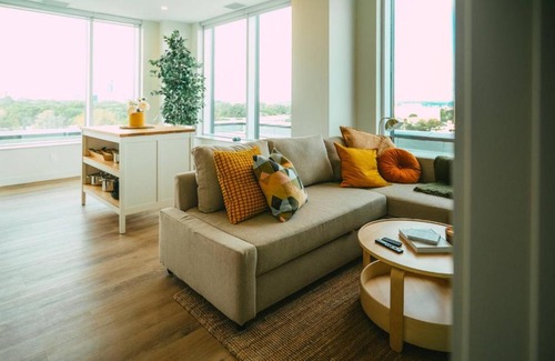 South End Apartment | NEW Luxury 1BR Penthouse Apt In Central Halifax